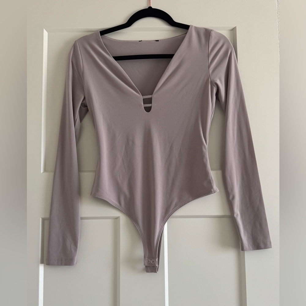 Long Sleeve V-Neck Bodysuit